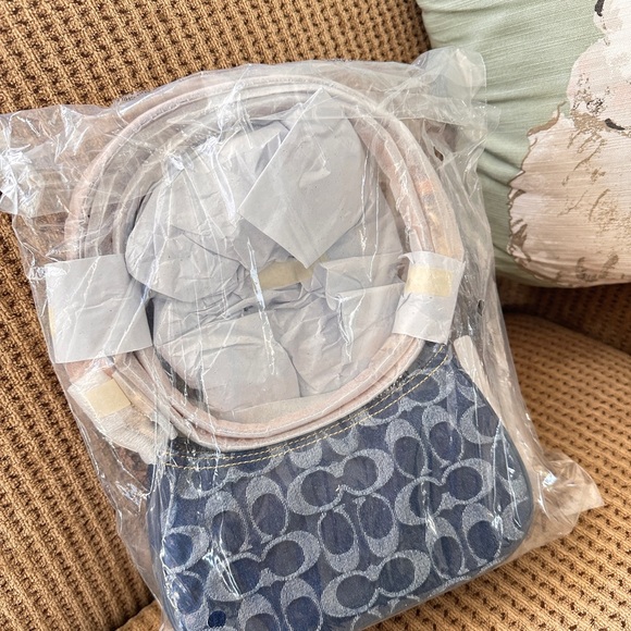 NWT❤️ Coach Teri Mini Crossbody Bag In Signature Denim Crossbody cy735 - Picture 6 of 9